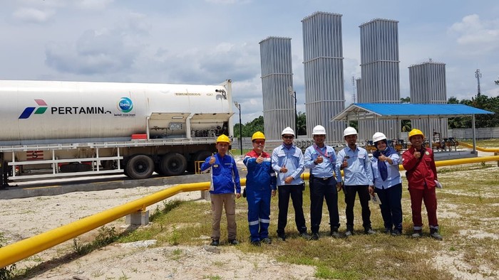 Pertamina Pasok LNG Pertama untuk Industri di Dumai
