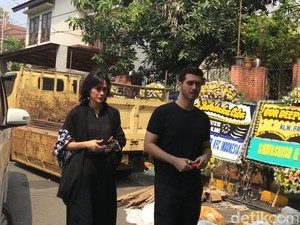 7 Hari Meninggalnya Faldy Albar, Renata Kusmanto Sudah Bisa Senyum