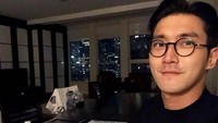 Member Super Junior itupun mengatakan kesiapannya untuk datang ke Jakarta dan mengambil ID tersebut. Dok. Twitter/siwonchoi