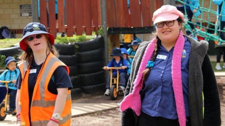 Salut! Warga Difabel Magang di Sekolah Australia Membawa Perubahan Positif Salut! Warga Difabel Magang di Sekolah Australia Membawa Perubahan Positif