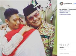 Mesranya! Ramai-ramai Foto Berpelukan ala Jokowi-Prabowo