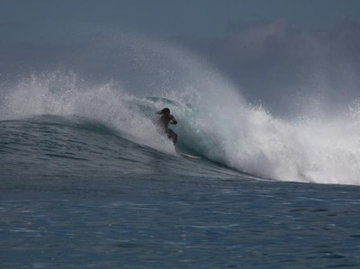 45 Turis Wisman Tertahan di Mentawai