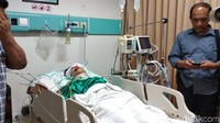 Seorang mahasiswi perguruan tinggi di Bandung kritis di rumah sakit. Perempuan berusia 23 tahun itu dibegal secara sadis hingga terluka dan tak sadarkan diri.