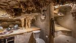 Rumah Flintstones Dijual Rp 40 M, Cantiknya Luar-Dalam