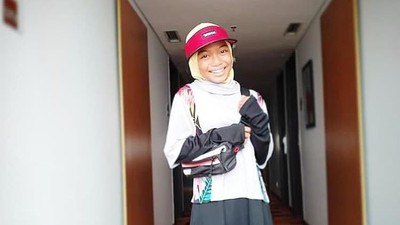 Gaya Nyimas, Hijabers 12 Tahun yang Raih Medali di Asian Games