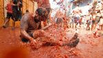 160 Ton Tomat Meriahkan Festival Tomatina 2018 di Spanyol