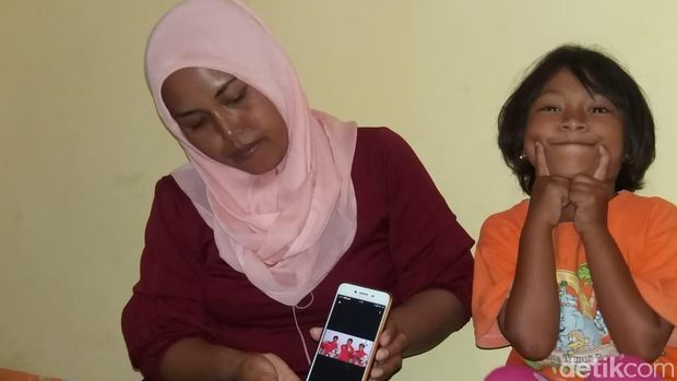 Kebanggaan Keluarga Saat Atlet Panjat Tebing Asal Probolinggo Sabet Emas