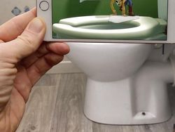 Kreatif! Gambar di iPhone Disatukan dengan Dunia Nyata