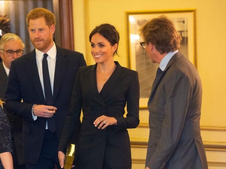 Terungkap! Kado Romantis Pangeran Harry untuk Meghan Sebelum Menikah Terungkap! Kado Romantis Pangeran Harry untuk Meghan Sebelum Menikah