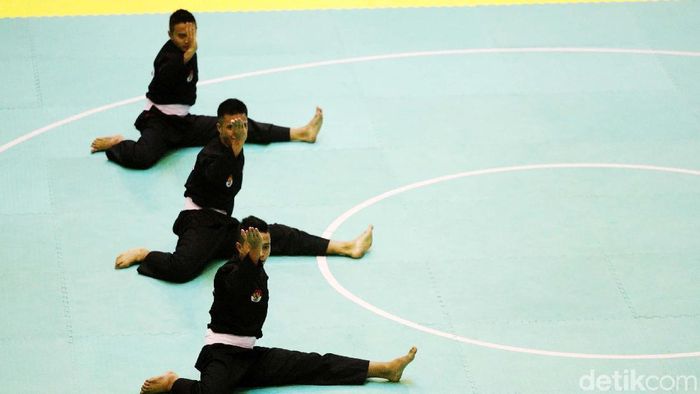Pencak silat rencananya akan dipertandingkan di ajang ONE Championship (detikSport) Pencak silat rencananya akan dipertandingkan di ajang ONE Championship (detikSport)