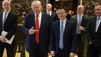 Ketika bertemu presiden Amerika Serikat, Donald Trump. Foto: istimewa