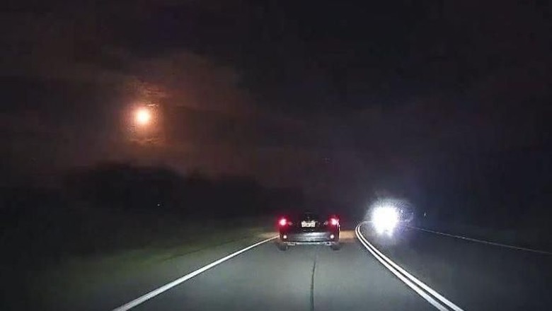 Benda Misterius Muncul di Langit Australia dan Bikin Heboh Warga Benda Misterius Muncul di Langit Australia dan Bikin Heboh Warga