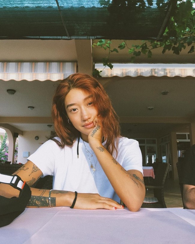 Peggy punya kulit mulus khas wanita Korea. Meski tak pakai makeup, penampilannya tetap cantik.  Foto: dok. Instagram (@peggygou_)