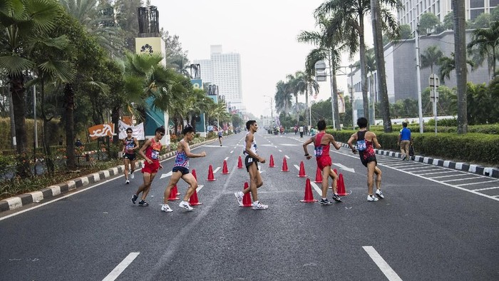 Indonesia belum berhasil meraih emas dari cabang atletik nomor jalan cepat 50 km putra. Atlet Jepang menjadi juara disusul China dan Korea Selatan.