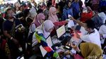 Berburu Souvenir Asian Games, Warga Rela Antre Berjam-jam