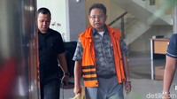 Manahan menjadi salah satu dari total 38 eks anggota DPRD Sumut yang menjadi tersangka KPK dalam perkara ini.