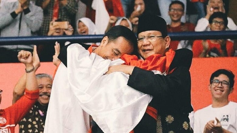 Kehebohan Asian Games dari Stuntman sampai Pelukan Jokowi-Prabowo Kehebohan Asian Games dari Stuntman sampai Pelukan Jokowi-Prabowo