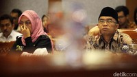 Rapat tersebut membahas DIM RUU tentang Serah Simpan Karya Cetak dan Karya Rekam (SSKCKR).
