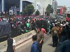 Perusak Mobil di Mangga Besar Jadi Tersangka, Warga Jangan Anarkis