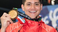 Joseph meraih medali emasi di cabor renang dalam perlombaan 50 meter dan 100 meter gaya kupu-kupu. (Foto: instagram/josephschooling)