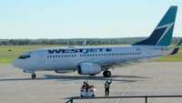 Boarding dan lepas landas. Saat kru telah menyelesaikan semua persiapan pra-penerbangan, pintu kabin ditutup, dan traveler akan duduk di kursi sesuai pesanan (CNN Travel)