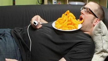 Siapa yang cara makannya seperti ini? (Foto: Brightside)