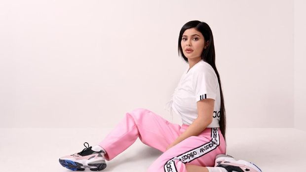 Wow! Belum Berusia 30 Tahun, Selebriti Ini Punya Harta Triliunan