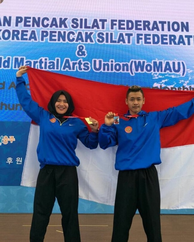 Sama-sama berprestasi hubungan asmara Hanifan dan Pipiet ini pun dikagumi banyak netizen. Foto: Instagram