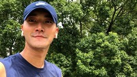 Jelas tubuhnya berotot dan kekar, Siwon hobi banget lari. Foto: Instagram/@siwonchoi