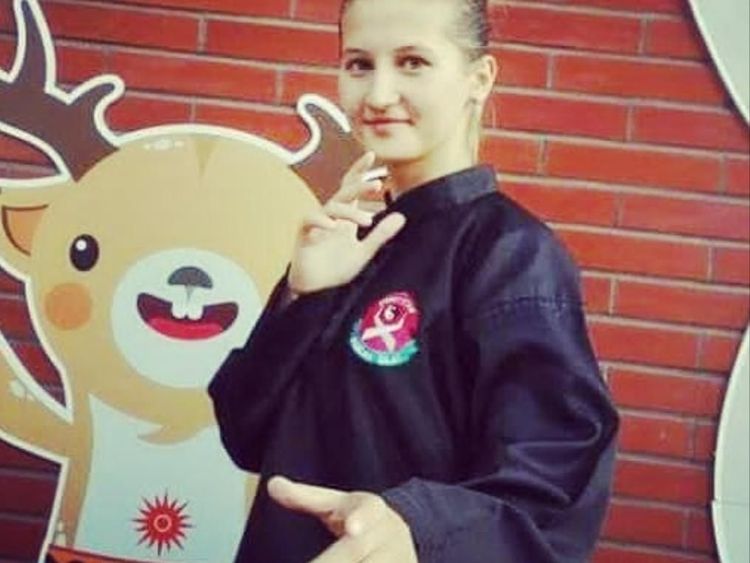 Sisi Atletik Munisa Rabbimova, Pesilat Cantik Asal Uzbekistan
