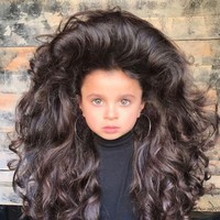 Mia kini memiliki 53 ribu lebih followers di Instagramnya. Bahkan wajahnya pernah eksis di laman Vogue Inggris. Foto: Dok. Mia Aflalo