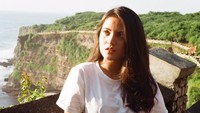Lewat unggahan Instagramnnya, Marsha menunjukkan kebahagiaannya saat traveling. Bali pun jadi salah satu destinasi favorit Marsha (@aruanmarsha/Instagram)  
