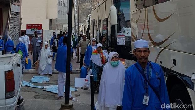 6 Ribu Jemaah Haji Gelombang 2 Diberangkatkan ke Madinah