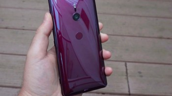 Xperia Z3 akan tersedia dalam beberapa pilihan warna. Foto: istimewa