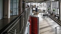 Tampilan salah satu sisi penginapan yang instagramable (Dock Inn)
