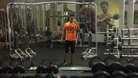Lewat akun Instagram pribadi Dede, keduanya tampak kompak olahraga bersama di tempat gym yang sama. Foto: Instagram/dedefajarkurniawan