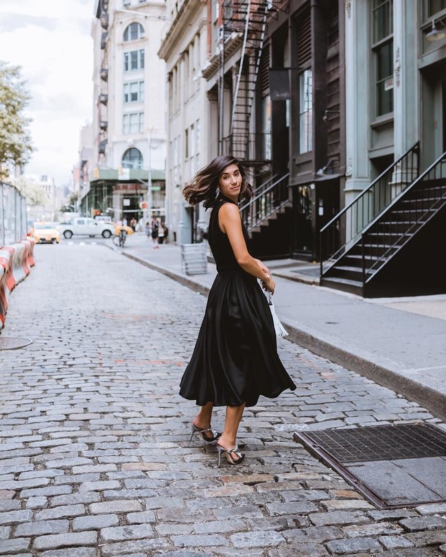 Ia resign tentu bukan karena mendapat gaji yang sedikit. Dilansir Time, Krystal Bick dulu menerima penghasilan enam digit (dalam dollar AS) atau sekitar Rp 1 miliaran per tahun. Foto: Instagram @krystal_bick