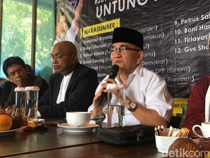 Ruhut Sindir PKS: Ganti Fahri Aja Nggak Mampu Apalagi Presiden