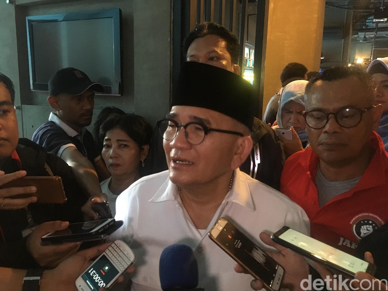 PK Anak PKI Ditolak, Ruhut Sitompul Diimbau Minta Maaf di Media PK Anak PKI Ditolak, Ruhut Sitompul Diimbau Minta Maaf di Media