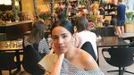 Bertubuh Langsing, Penyanyi Cantik Angel Pieters Doyan Makan Kepiting