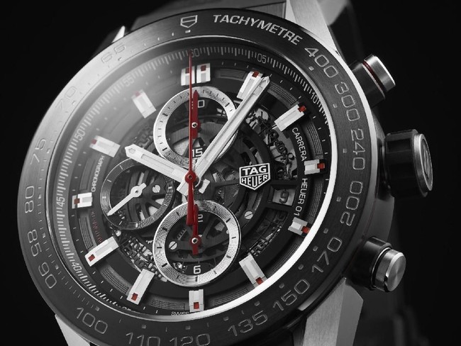 Tidak disebutkan tipe atau seri jam TAG Heuer bagi para atlet tersebut. Sebelumnya, Jonatan Christie dan kawan-kawan dihadiahi TAG Heuer Carrera Heuer 01 seharga US$ 5.450 atau sekitar Rp 80 juta. (Foto: Dok. TAG Heuer)