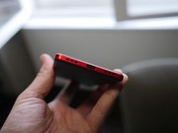 Wujud BlackBerry Key2 LE Goda Penggemar Keyboard Fisik