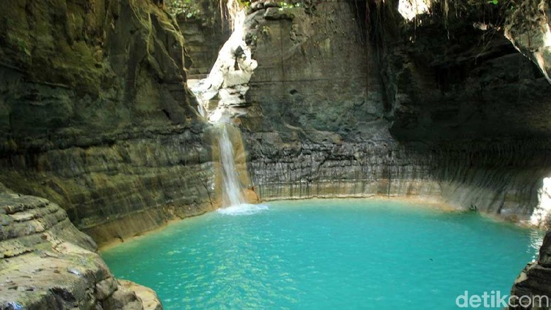  Air Terjun Waimarang Kolam Renang Alam dari Sumba Timur