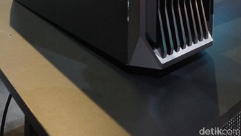 Predator X juga memiliki slot yang mampu menampung hingga 12 ECC DIMM. Foto: Muhamad Imron Rosyadi/detikINET