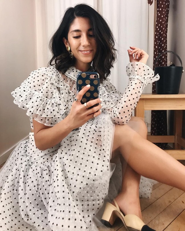 Beruntung bagi Krystal, ia juga sudah banyak punya ilmu dari bekerja di bidang marketing untuk Google. Foto: Instagram @krystal_bick