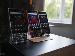 Wujud BlackBerry Key2 LE Goda Penggemar Keyboard Fisik