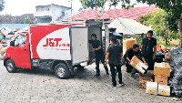 J&T Express Kirim 400 Kg Bantuan untuk Korban Gempa Lombok