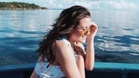 Dalam perbincangan detikcom dengan Marsha Aruan Kamis kemarin (30/8), ia menyebut kalau dulu Jonathan Christie (Jojo) pernah menyapanya via DM Instagram. El jangan cemburu ya. Liburan dulu saja sama Marsha (@aruanmarsha/Instagram)
