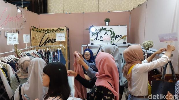 150 Brand Fashion Lokal Ramaikan Trademark Market Bandung