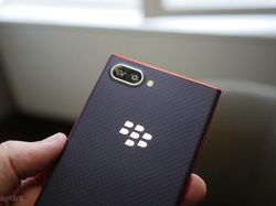 Wujud BlackBerry Key2 LE Goda Penggemar Keyboard Fisik